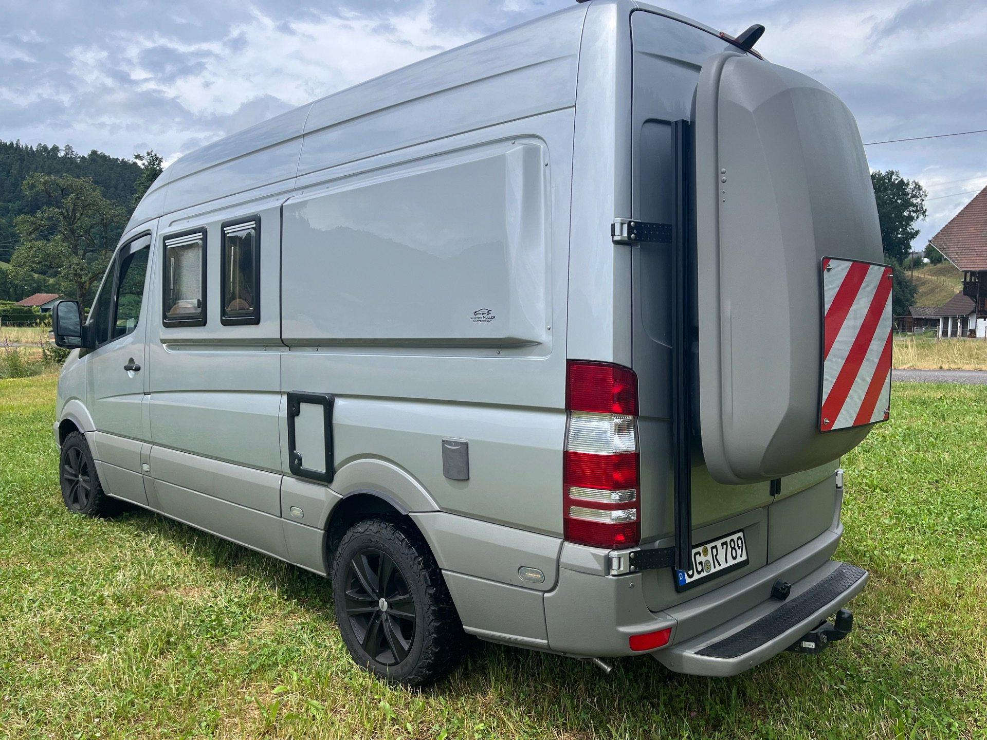 Mercedes-Benz - Sprinter