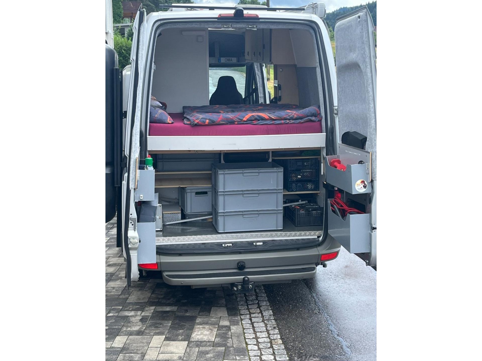 Mercedes-Benz - Sprinter