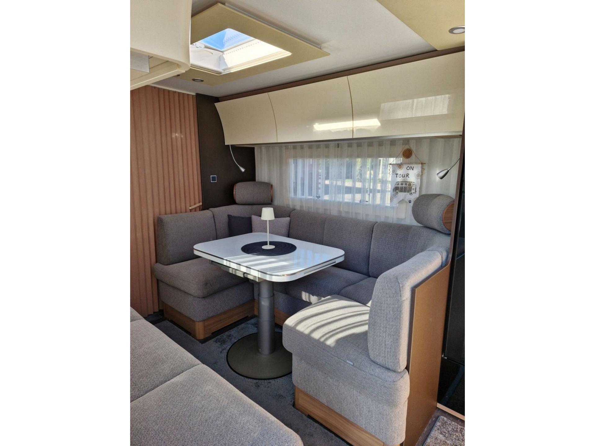 Adria - Alpina 663HT