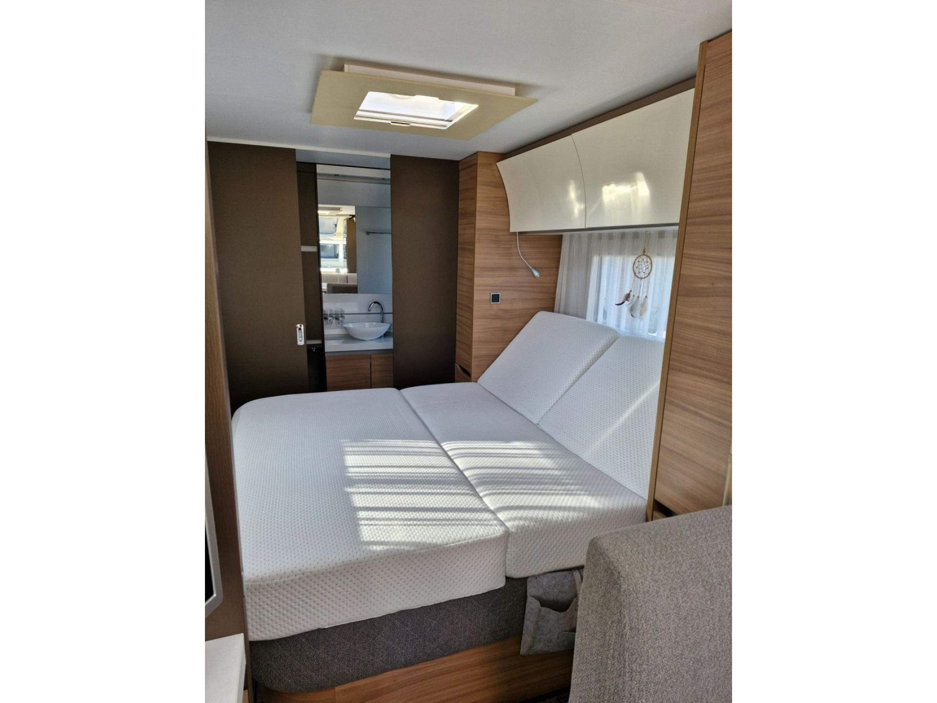 Adria - Alpina 663HT