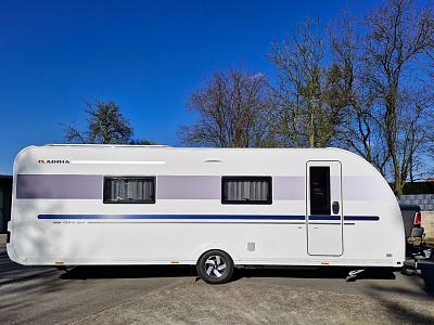 Adria - Alpina 663HT
