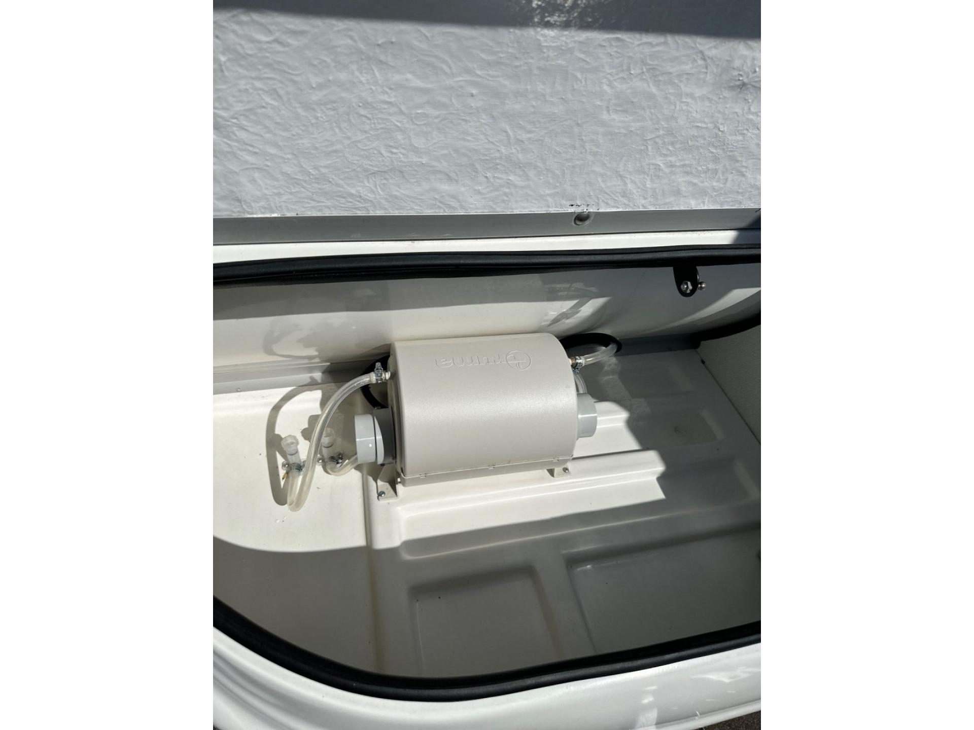 Caretta 1500 Modell 2022 Weiß